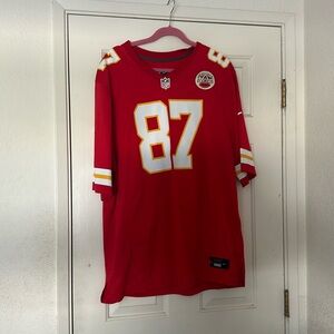 Travis Kelce jersey - ready for the Super Bowl ?? 
Perfect condition!!!!